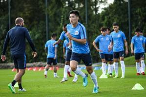 记者:两连胜+两场零封,申花年轻后防线交出满意答卷