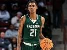 模板KD！Shams：前全美第一高中生贝茨宣布参加2023届NBA选秀