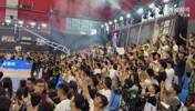登哥看起来大一圈！哈登和郭艾伦同台，果果主持现场秩序！