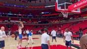 筷子兄弟！霍姆格伦为自己的NBA首秀热身！