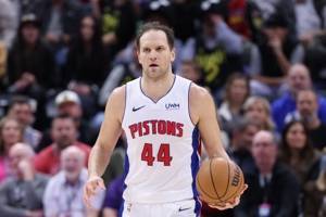Woj:库兹马、博扬、布罗格登不太可能在截止日前被交易