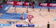 高效表现！周琦替补20分钟9中7拿到18分6篮板