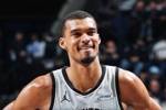 NBA官方晒盖帽榜：文班总盖帽一骑绝尘 场均2.9帽无人能及